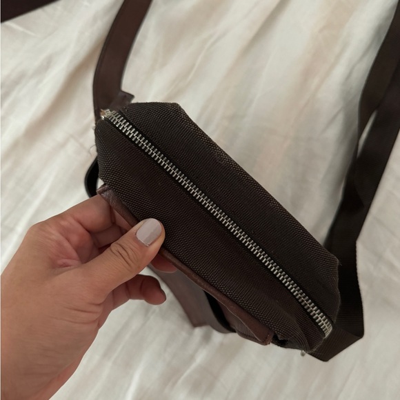 Yohji Yamamoto Y'SACCS Crossbody Leather Bag - Picture 5 of 14